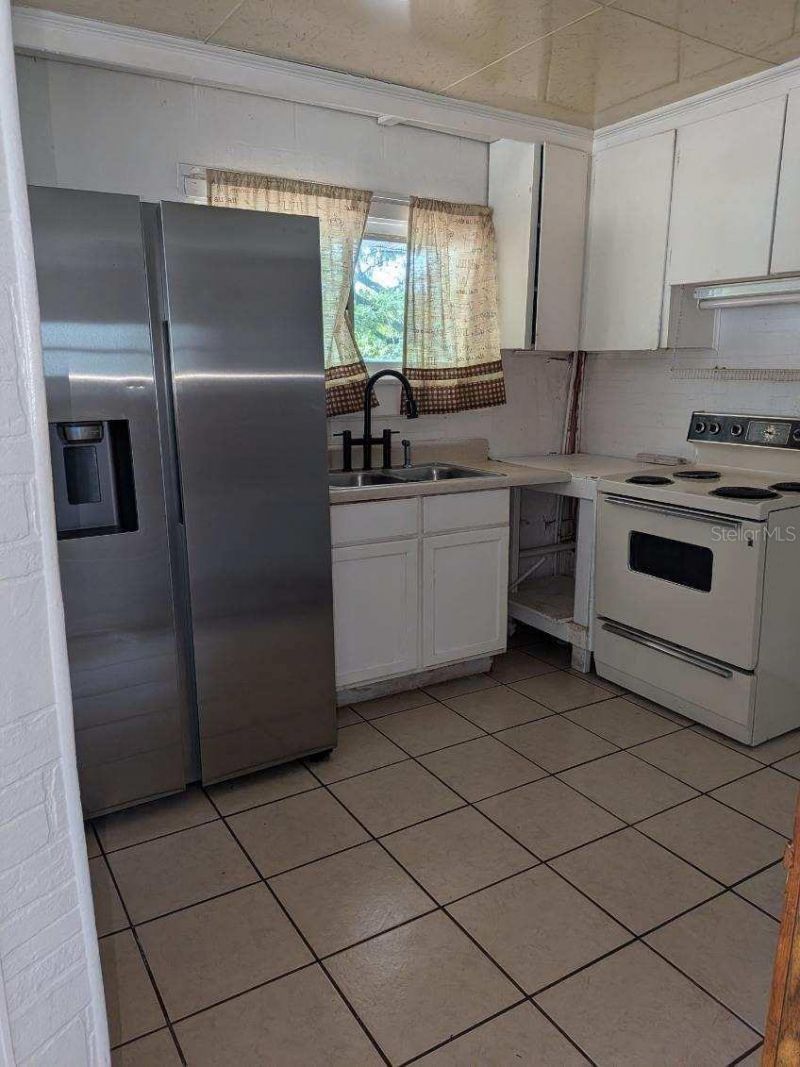 10018 N 14th Street , Tampa, FL 33612 Photo