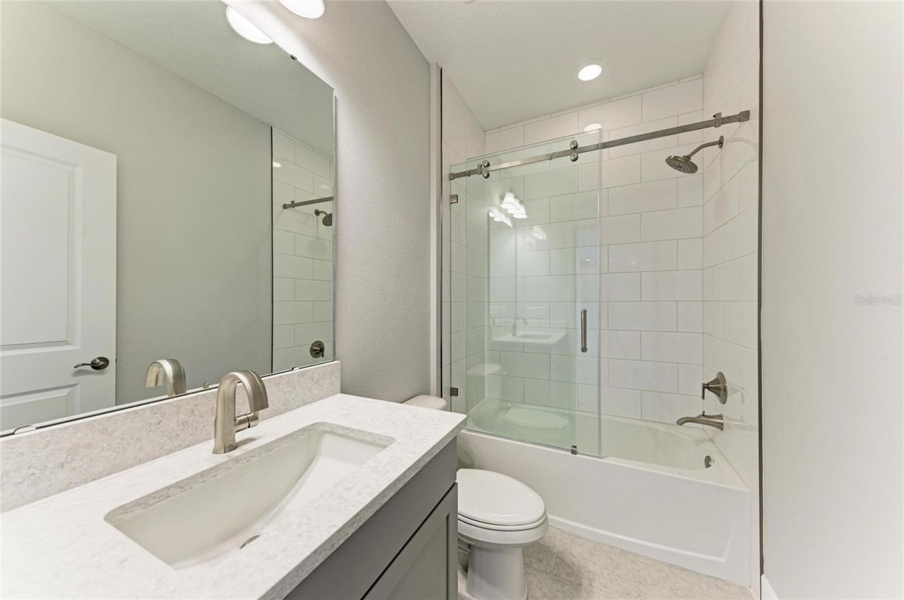 17725 Roost Place, Lakewood Ranch, FL 34211 Photo