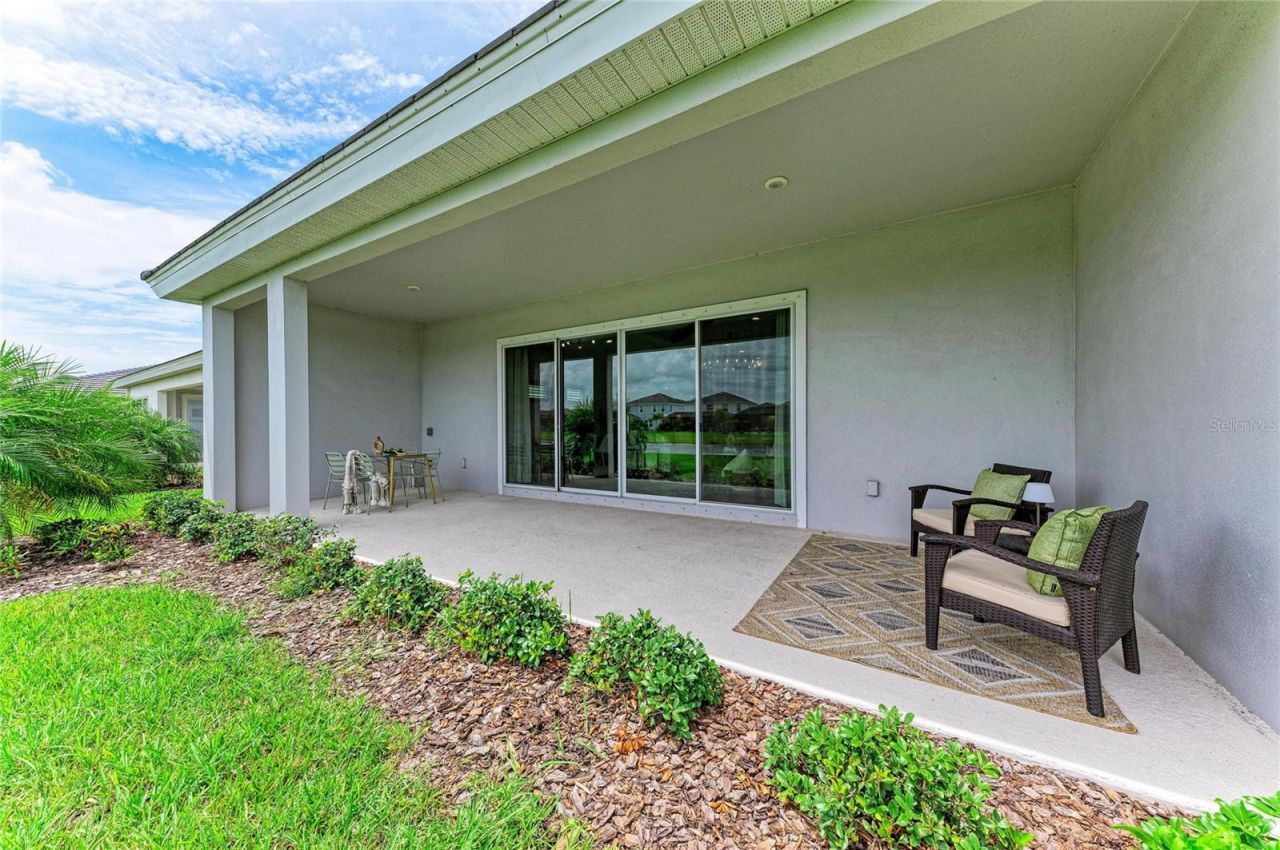 17725 Roost Place, Lakewood Ranch, FL 34211 Photo