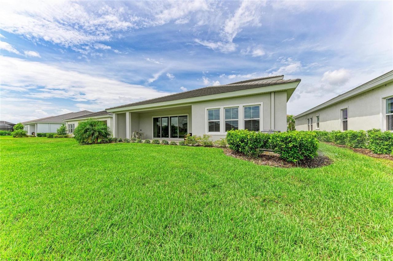 17725 Roost Place, Lakewood Ranch, FL 34211 Photo