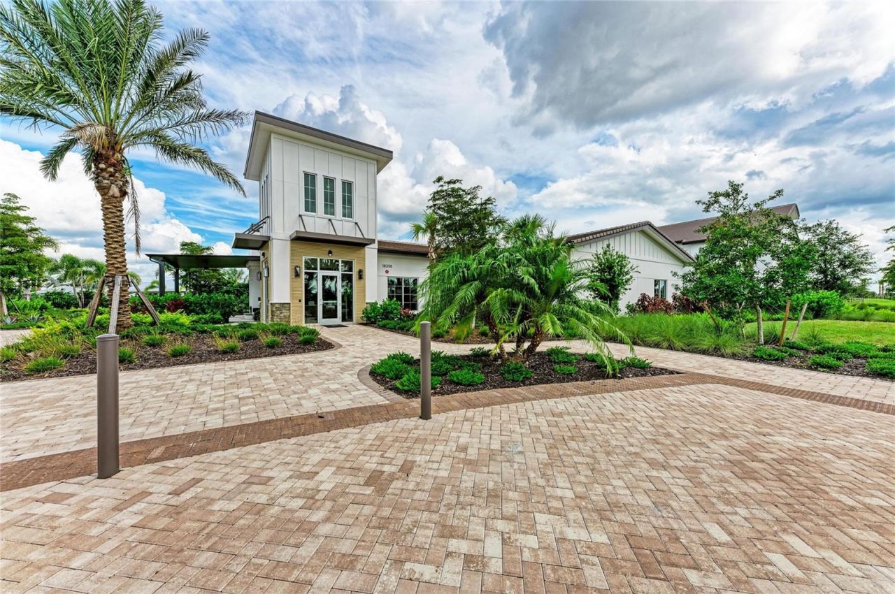 17725 Roost Place, Lakewood Ranch, FL 34211 Photo