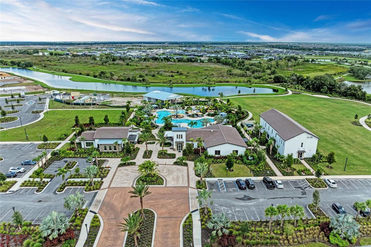 17725 Roost Place, Lakewood Ranch, FL 34211 Photo