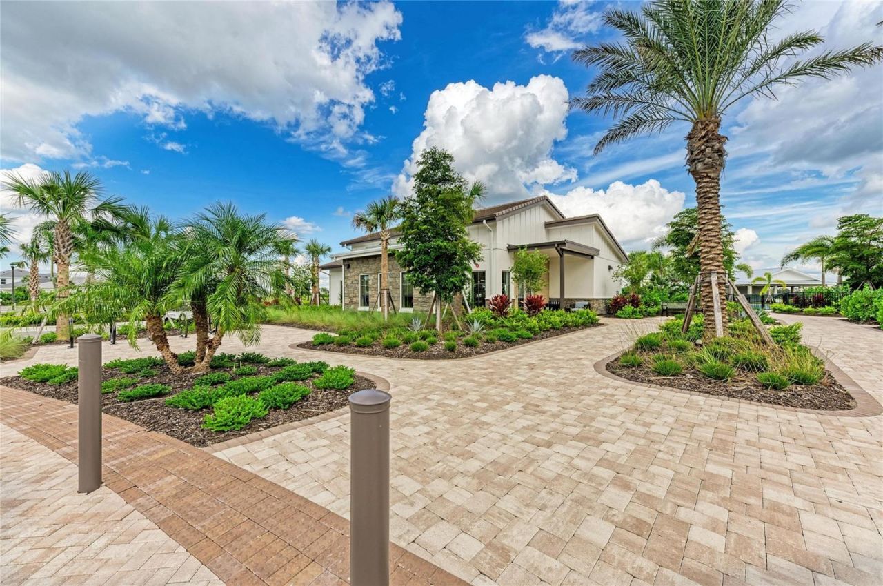 17725 Roost Place, Lakewood Ranch, FL 34211 Photo
