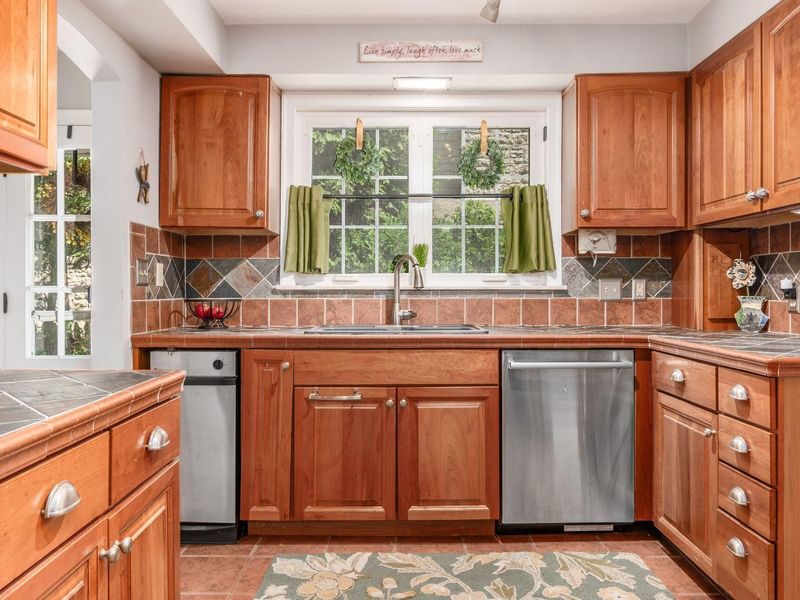353 Stanbery Avenue , Bexley, OH 43209 Photo 17
