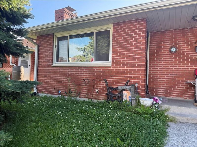 1723 Pershing Boulevard, Dayton, OH 45420 Photo 2
