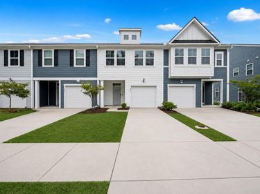 492 Trotters Lane, Moncks Corner, SC 29461