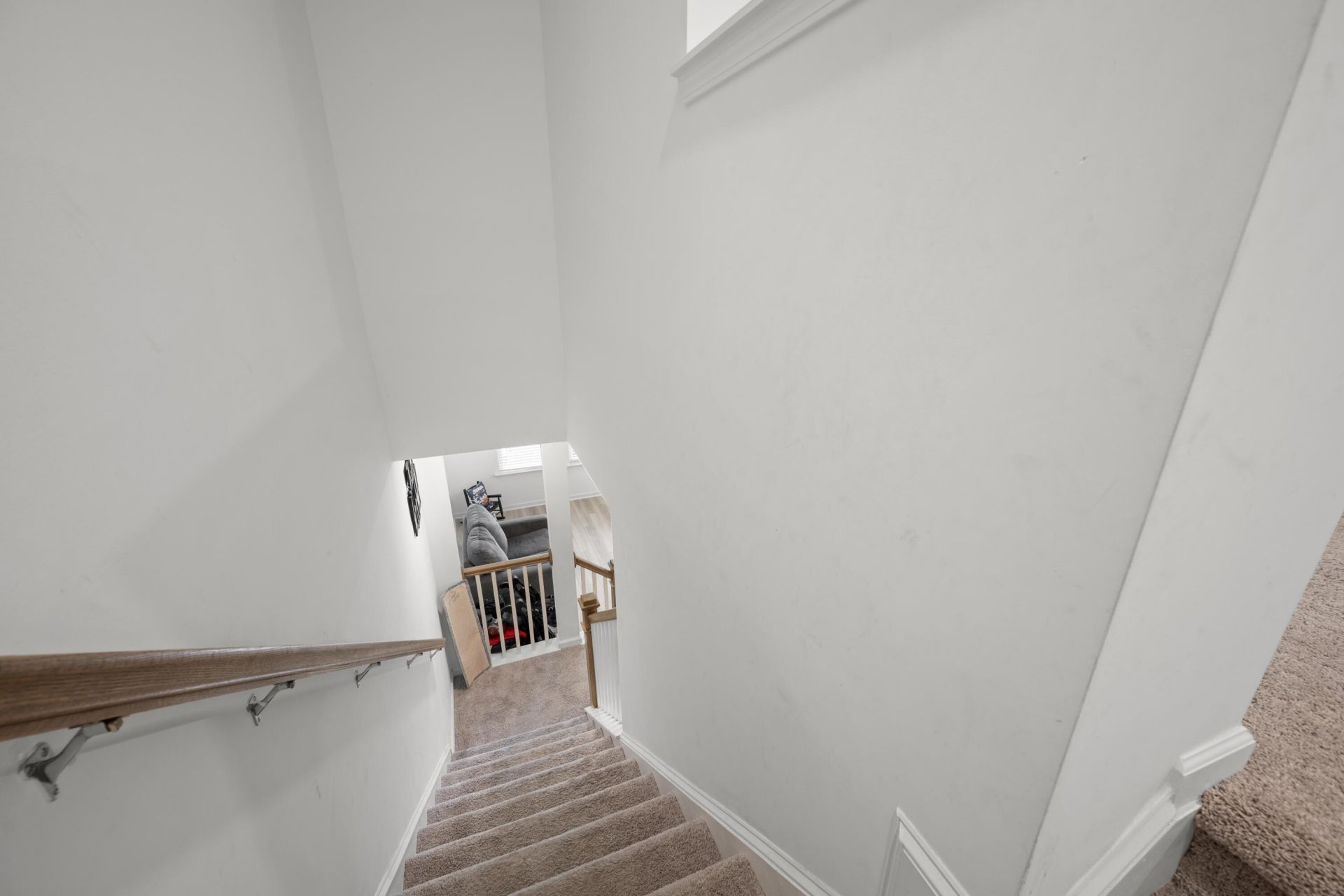 492 Trotters Lane Photo 24