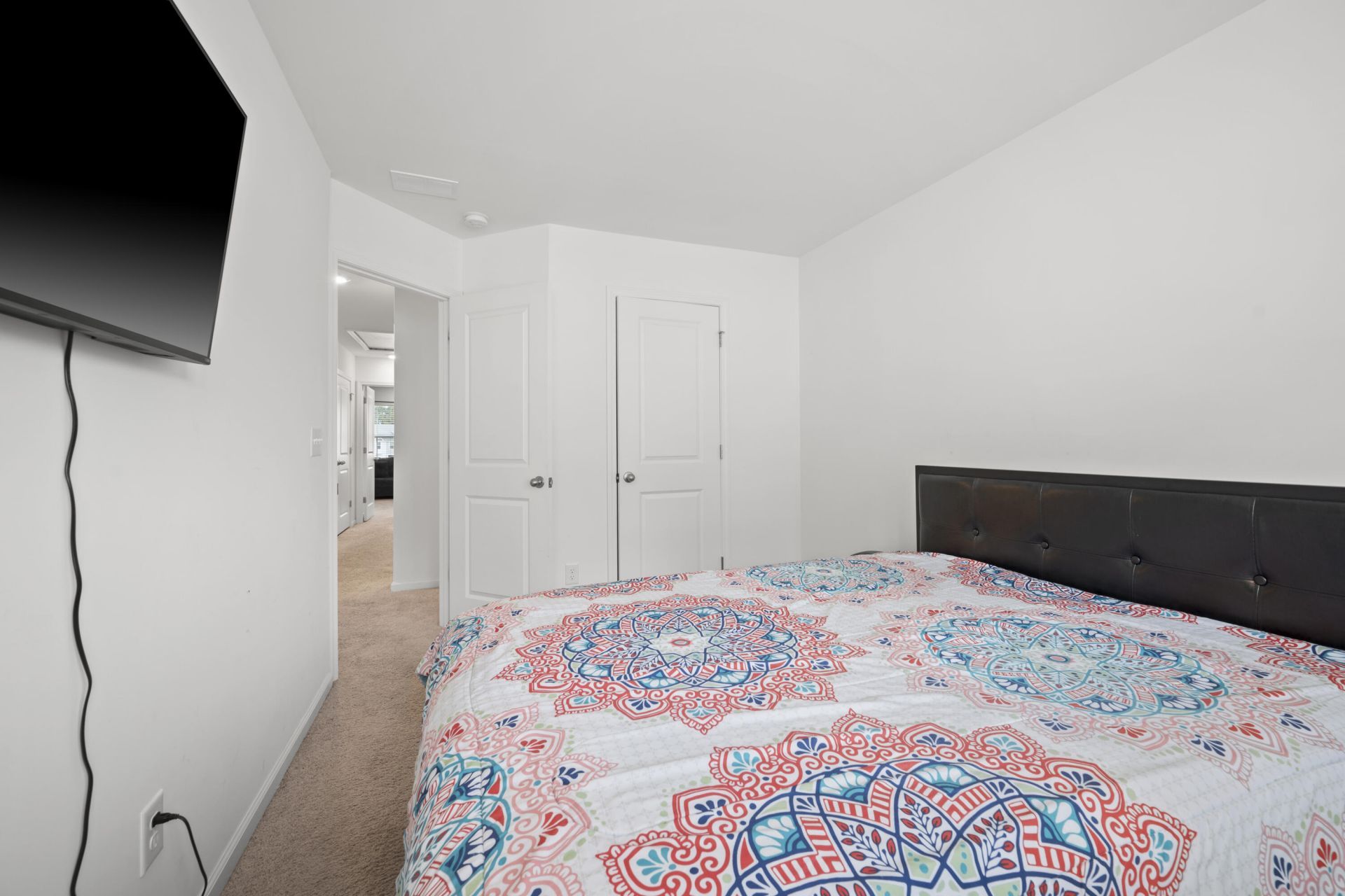 492 Trotters Lane Photo 41