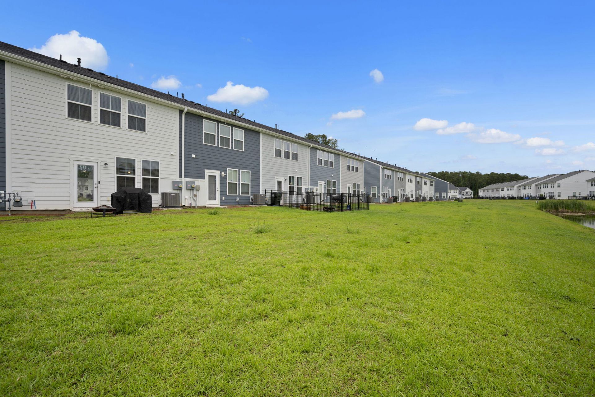 492 Trotters Lane Photo 44