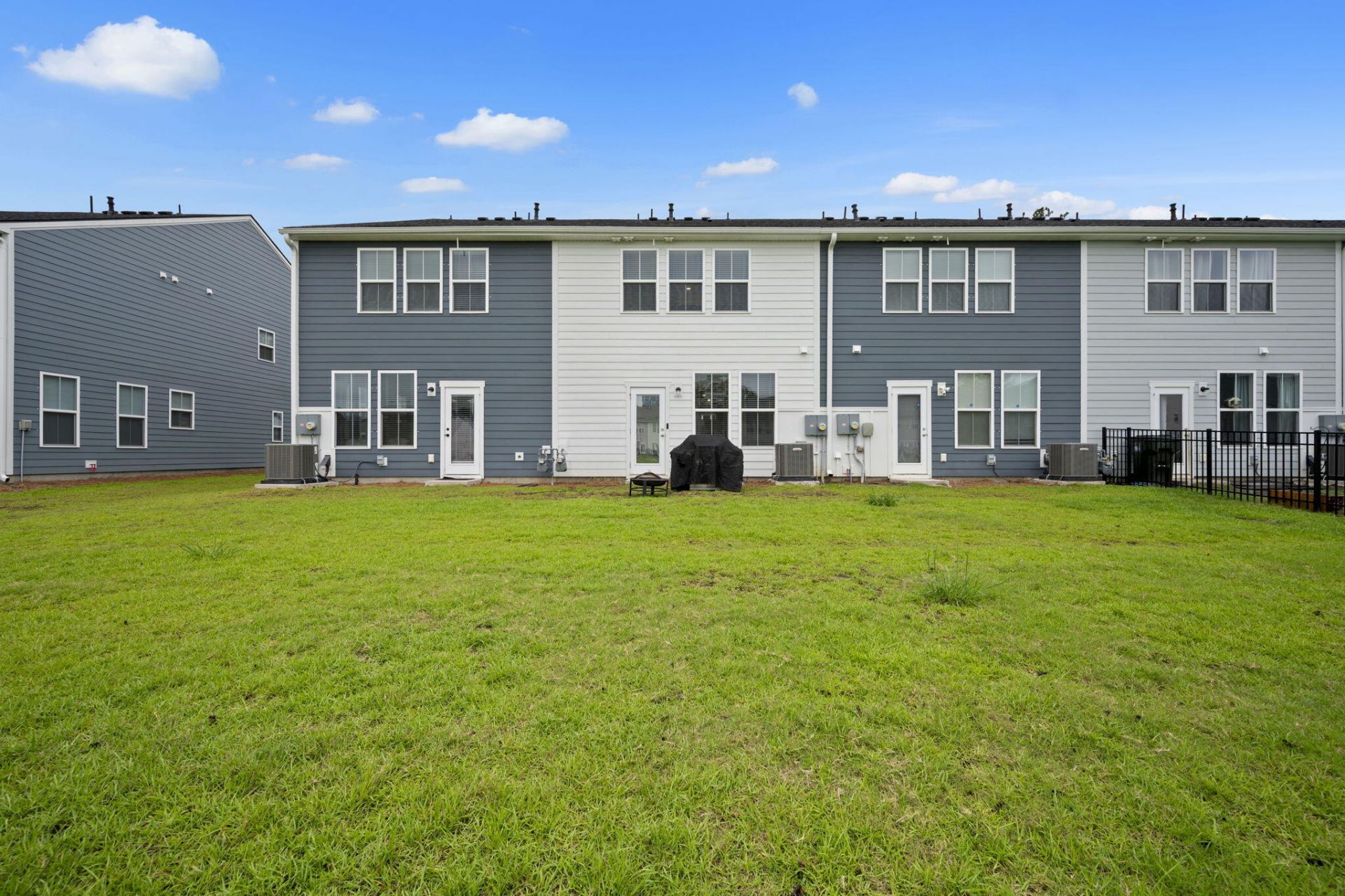 492 Trotters Lane Photo 45