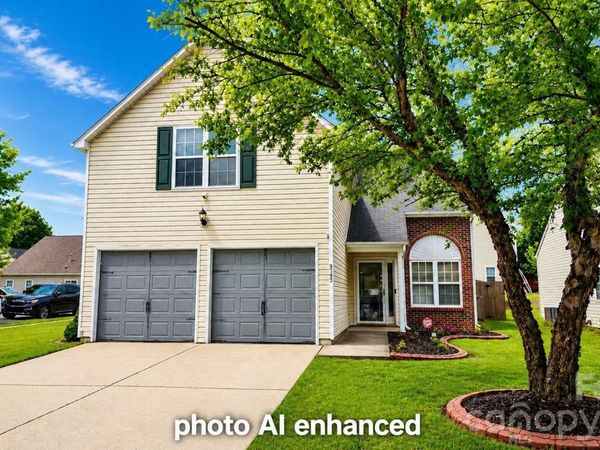 8703 Hazelcroft Lane , Charlotte, NC 28269