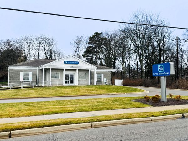 4815 Okemos Road, Okemos, MI 48864
