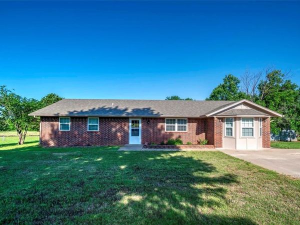 900961 Gibson Place, Chandler, OK 74834