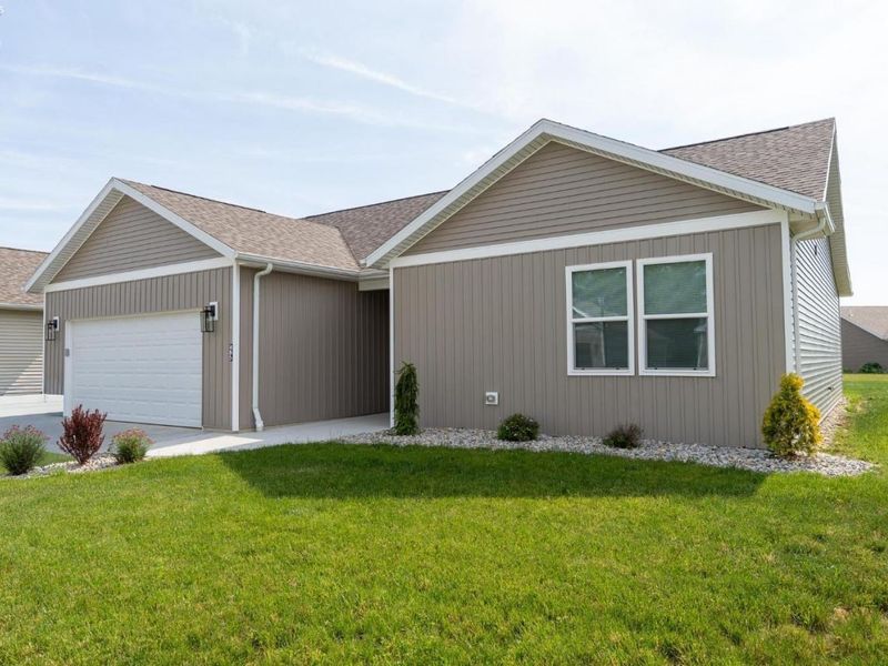 485 Myah Drive, Fremont, OH 43420 Photo 4