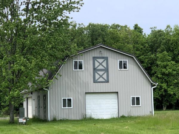 5218 Ferry Road, Wakeman, OH 44889