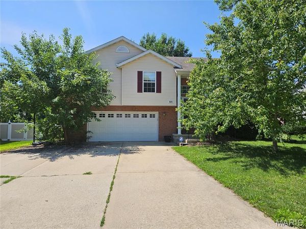 929 Carla Drive , Troy, IL 62294
