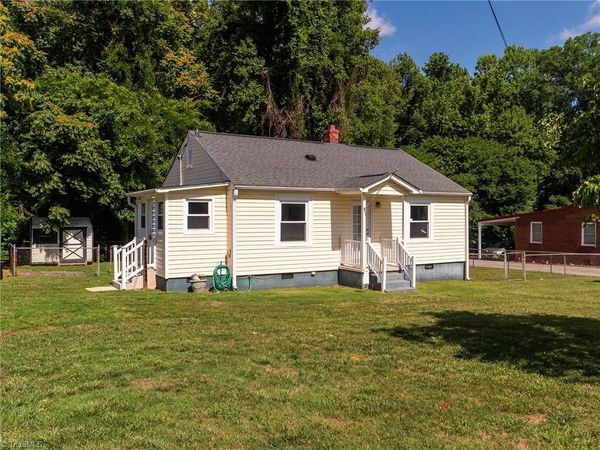 415 First Street , Mebane, NC 27302