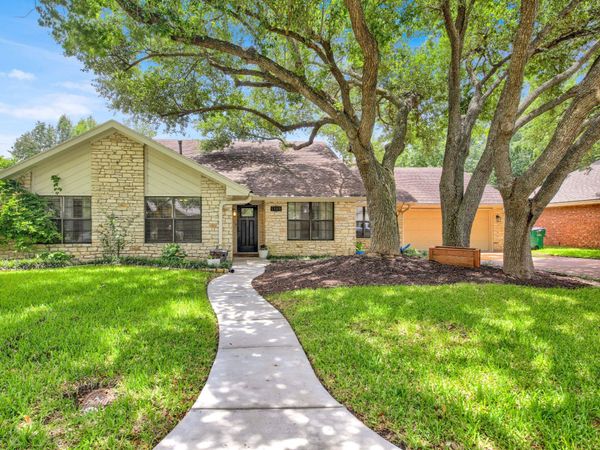 1309 Willow Brook TRL , Taylor, TX 76574