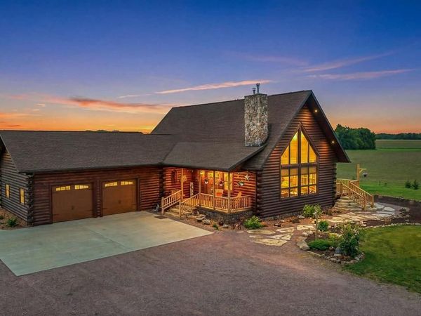W4819 Vangen Road, Rio, WI 53960