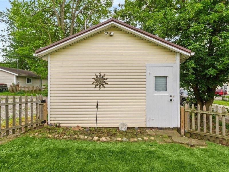 504 Center Avenue, Bellefontaine, OH 43311 Photo 32