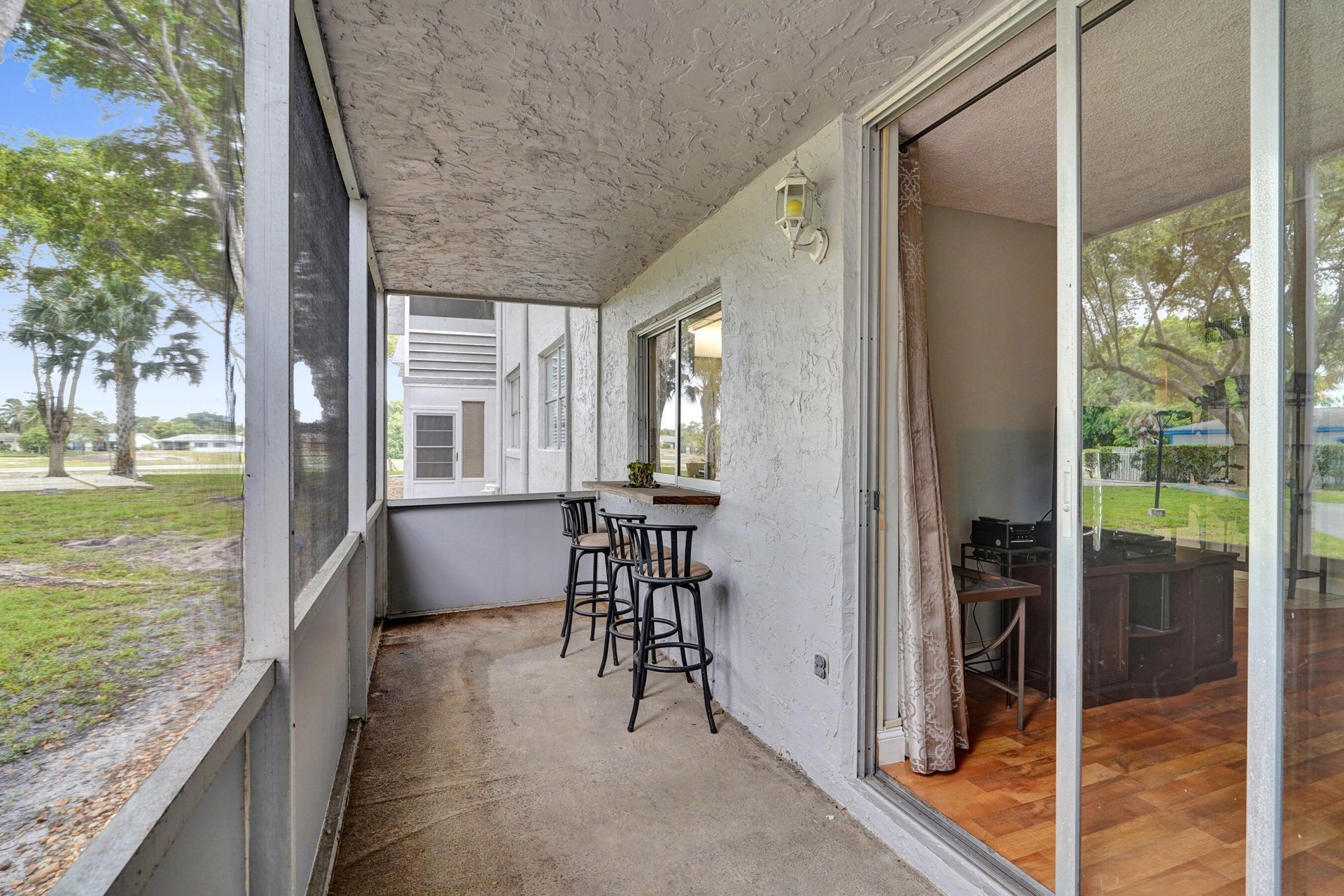 9080 Lime Bay Boulevard, Tamarac, FL 33321 Photo
