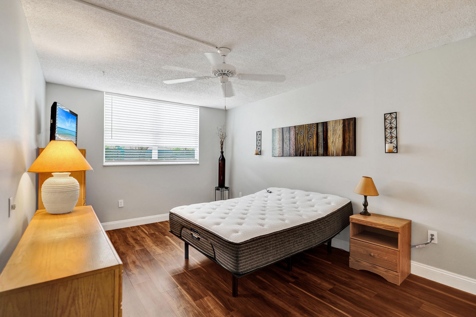9080 Lime Bay Boulevard, Tamarac, FL 33321 Photo