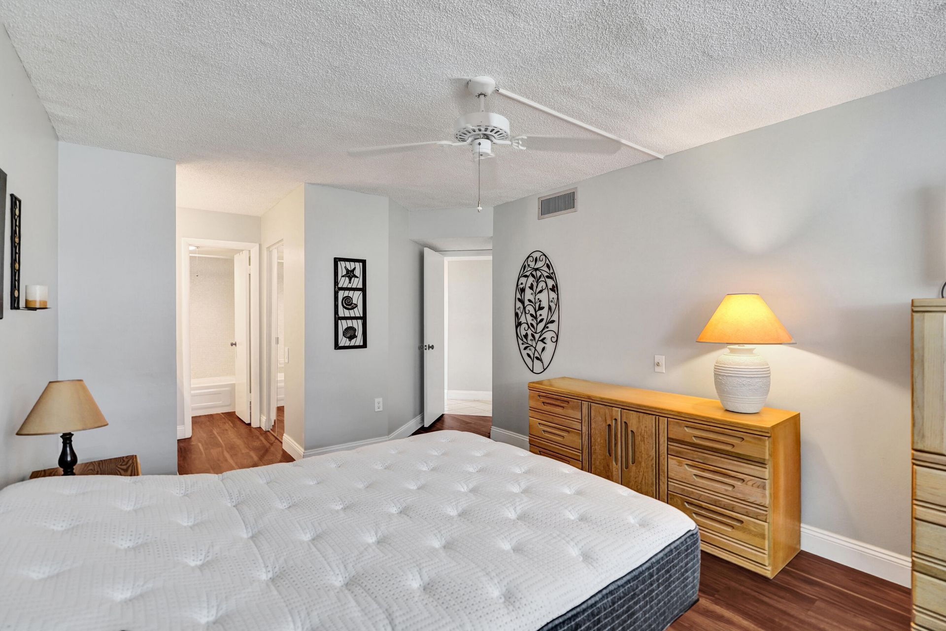 9080 Lime Bay Boulevard, Tamarac, FL 33321 Photo