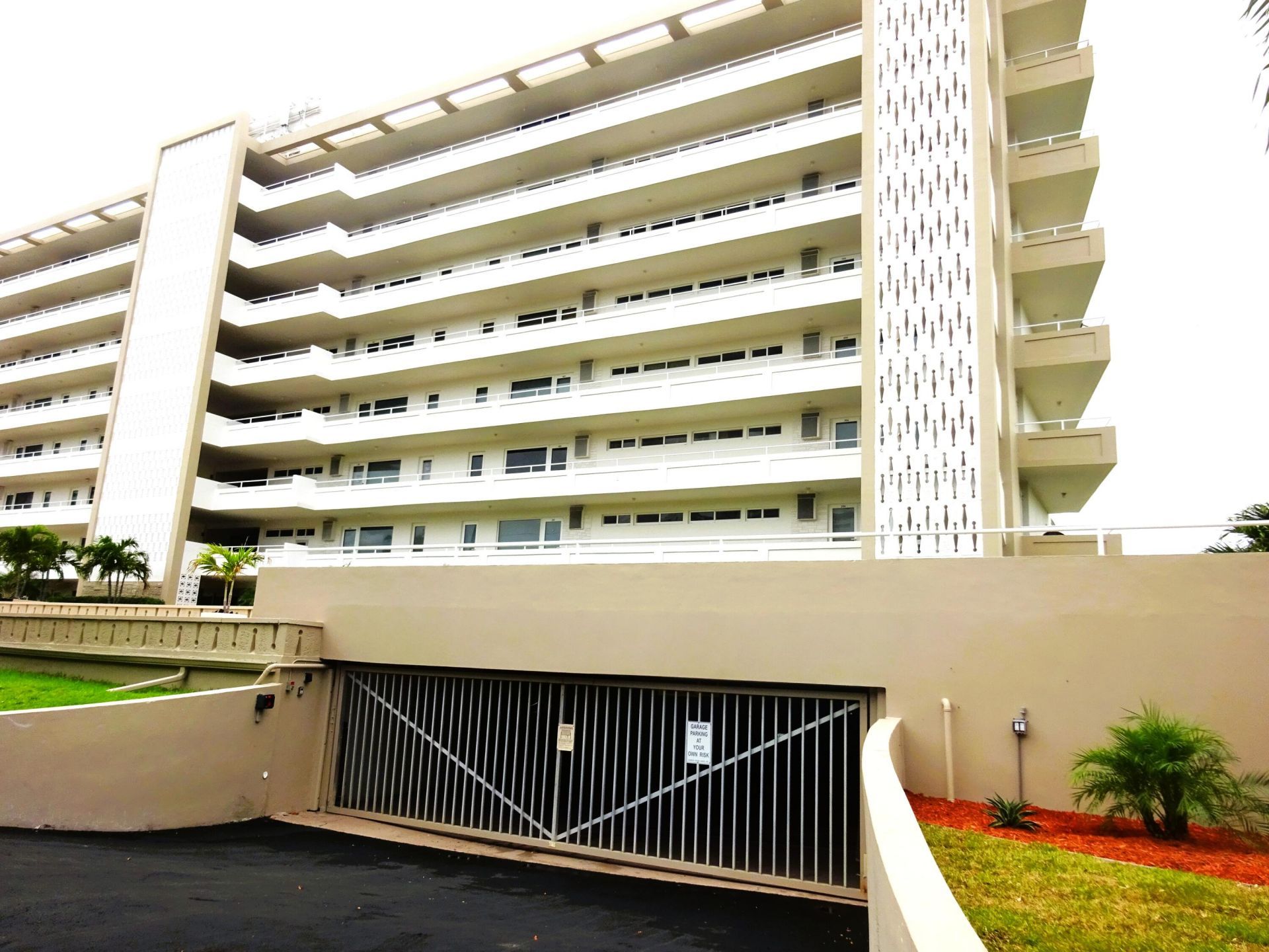 201 N Riverside Drive, Unit 303, Pompano Beach, FL 33062 Photo