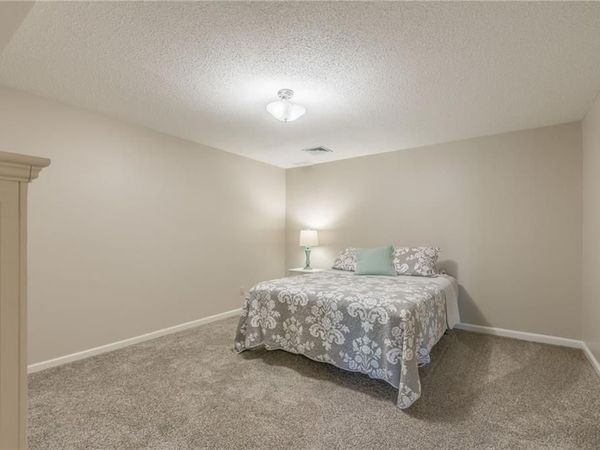 3918 NE 78th Street, Kansas City, MO 64119