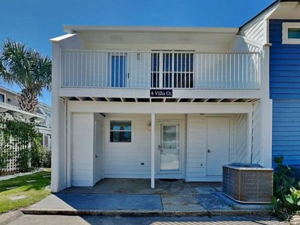 4 Villa Court, Panama City Beach, FL 32413
