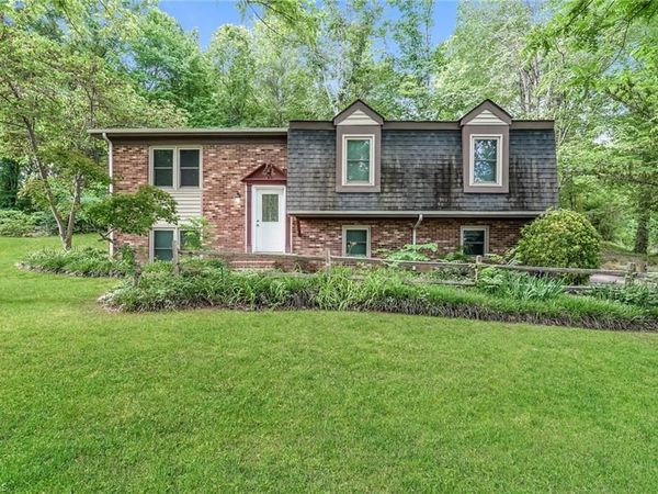 4290 Mashie Drive , Pfafftown, NC 27040