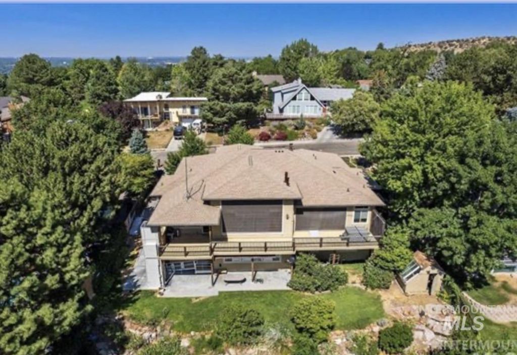 2168 Ridge Point Way, Boise, ID 83712 Main Photo
