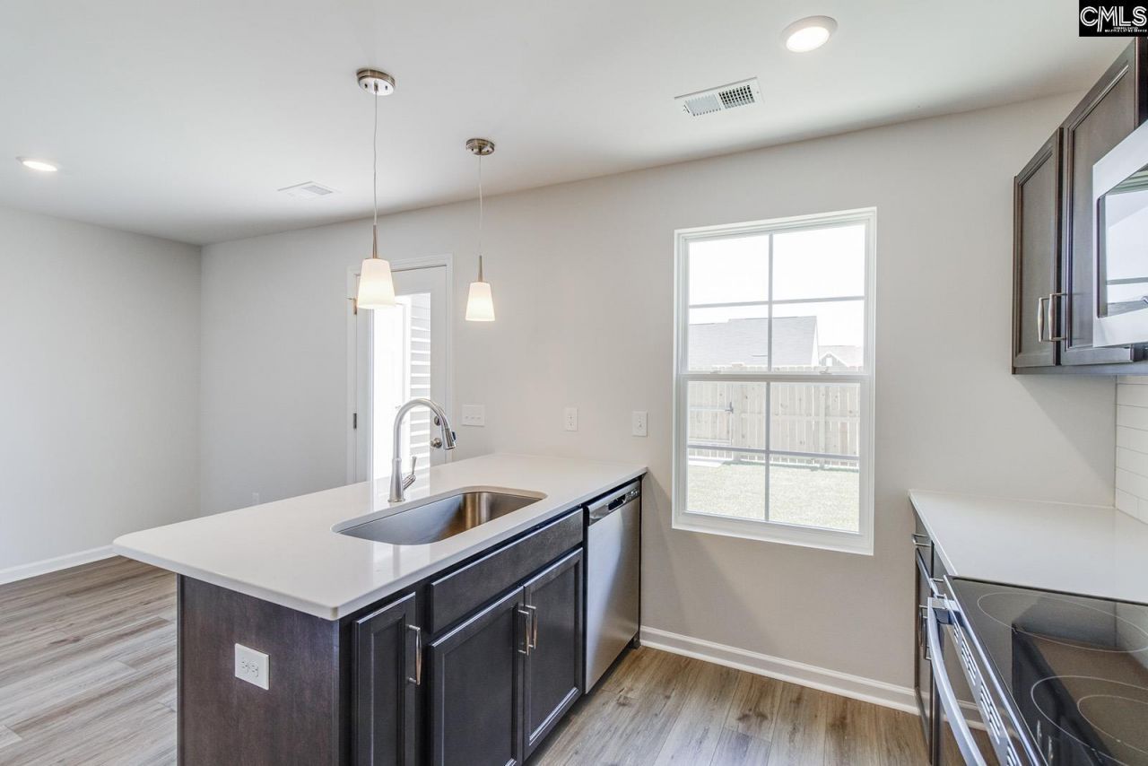 3056 Harborview Drive  Photo 11