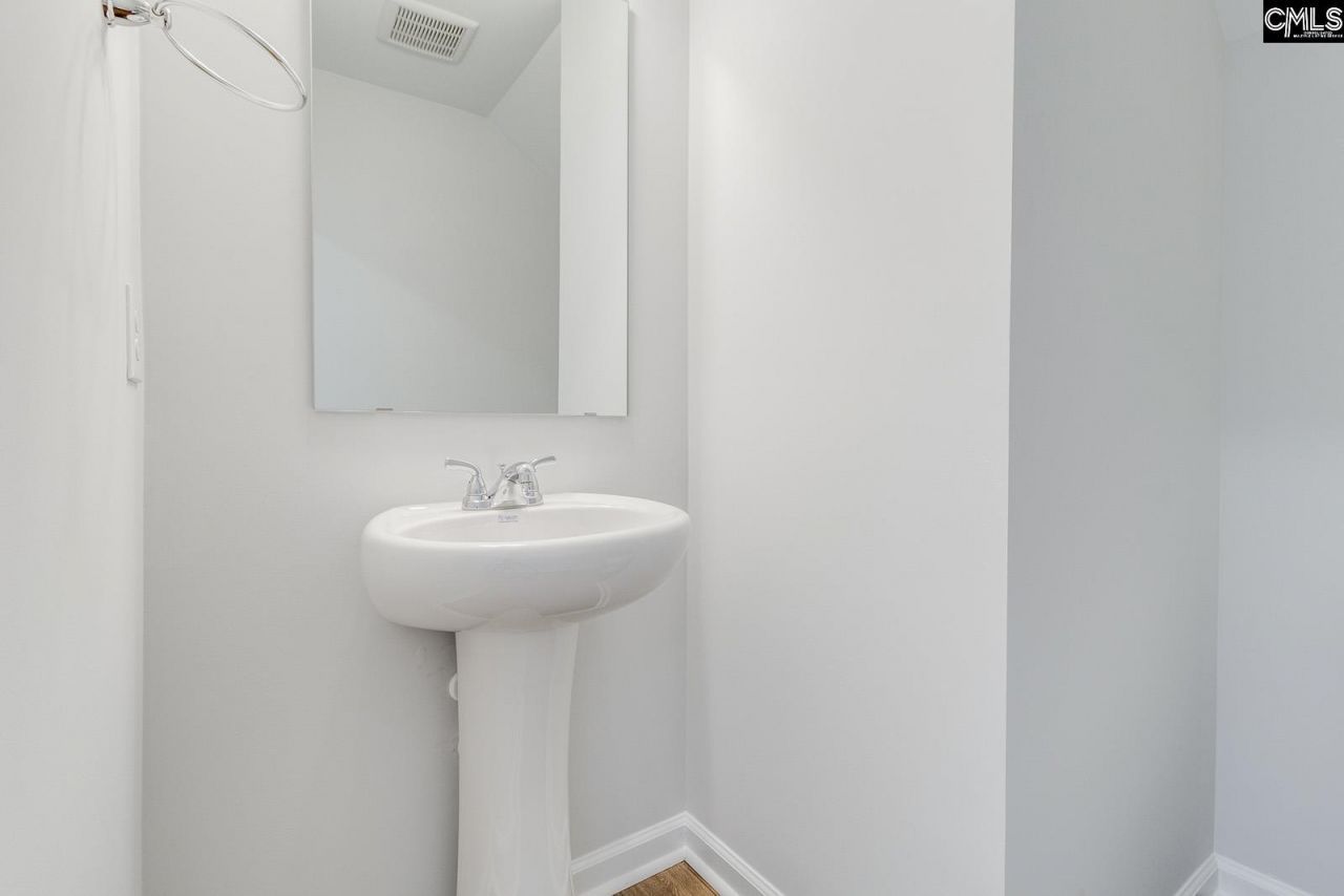 3056 Harborview Drive  Photo 13
