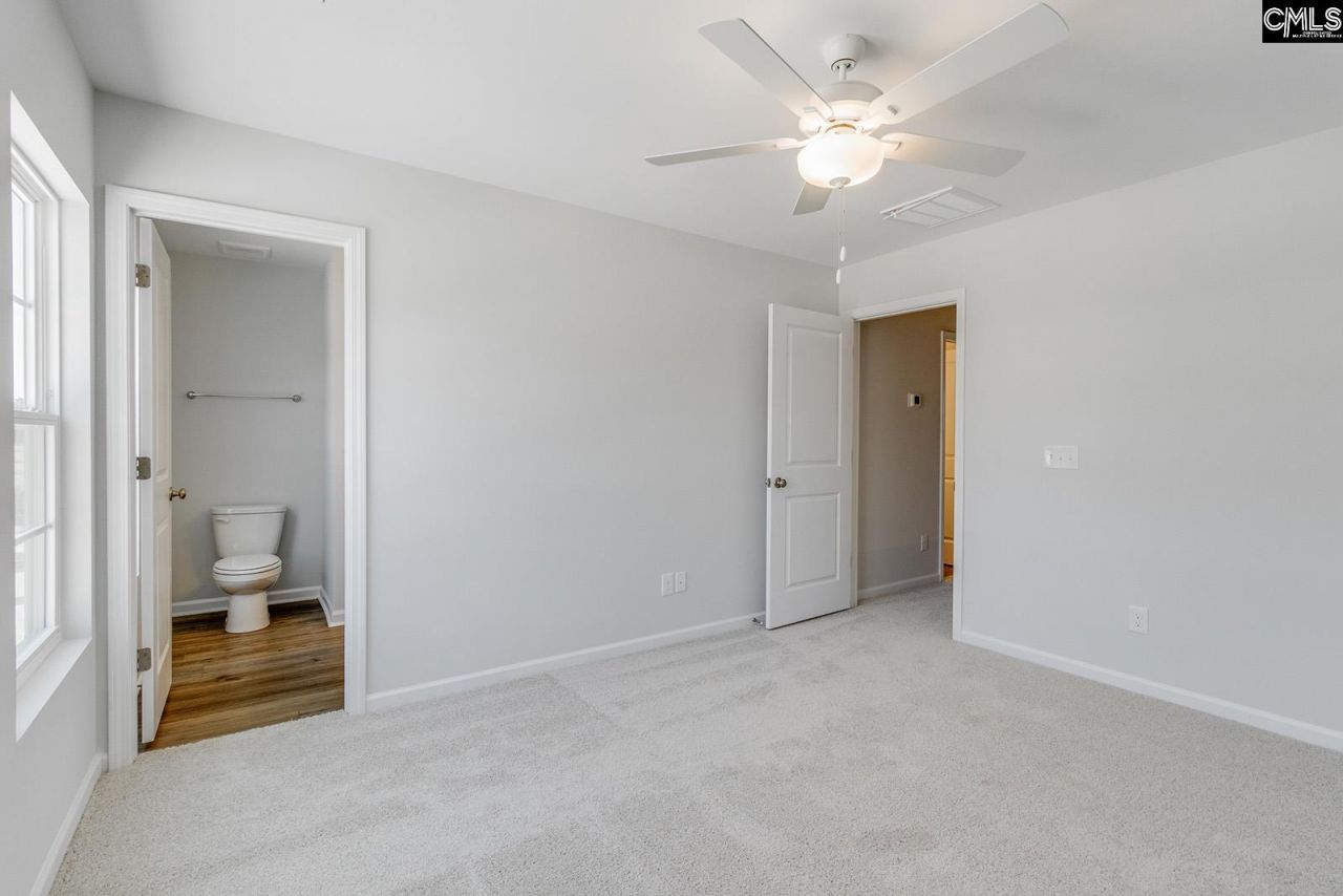 3056 Harborview Drive  Photo 17