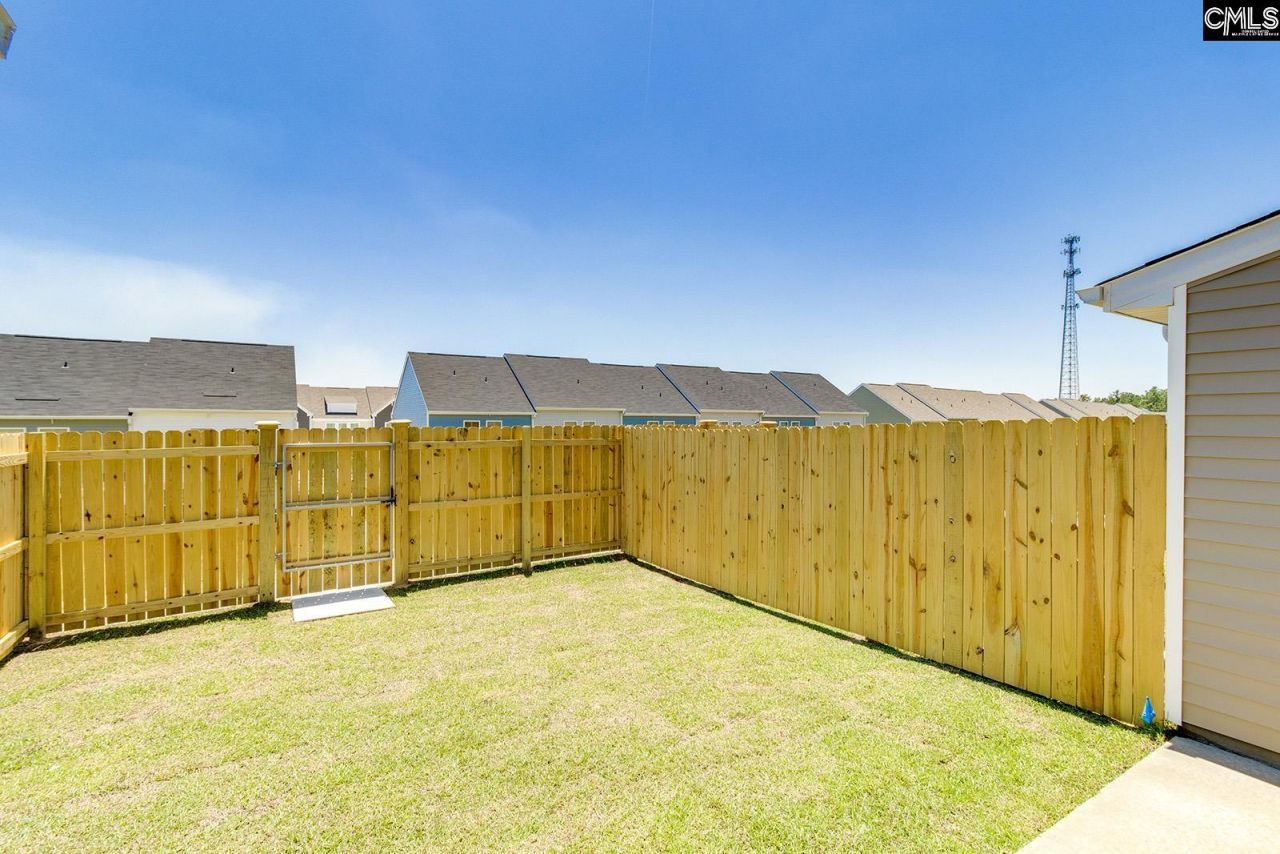 3056 Harborview Drive  Photo 27