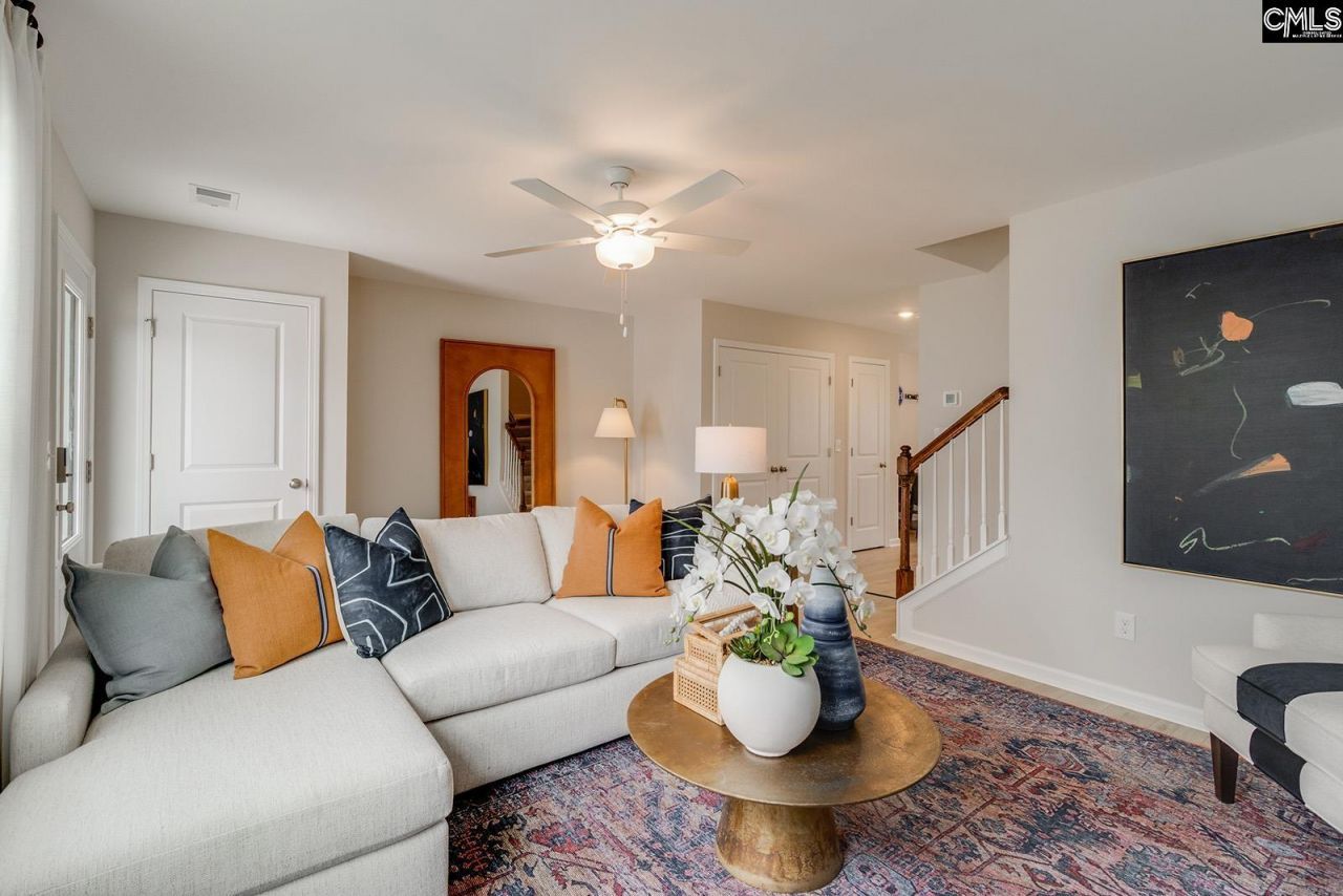 3056 Harborview Drive  Photo 6