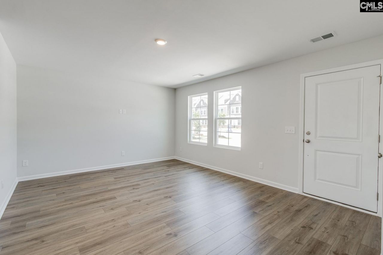 3056 Harborview Drive  Photo 7
