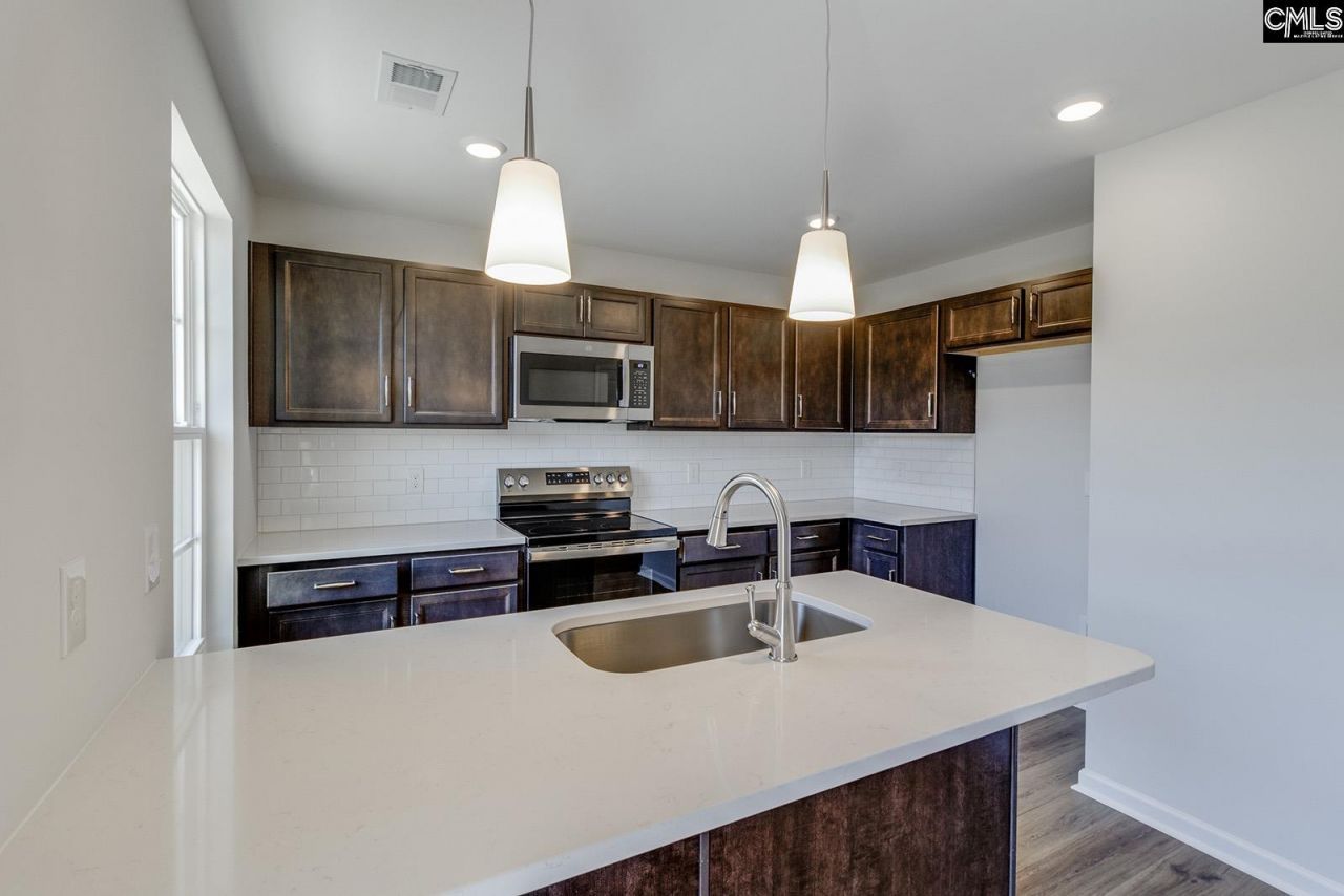 3056 Harborview Drive  Photo 9