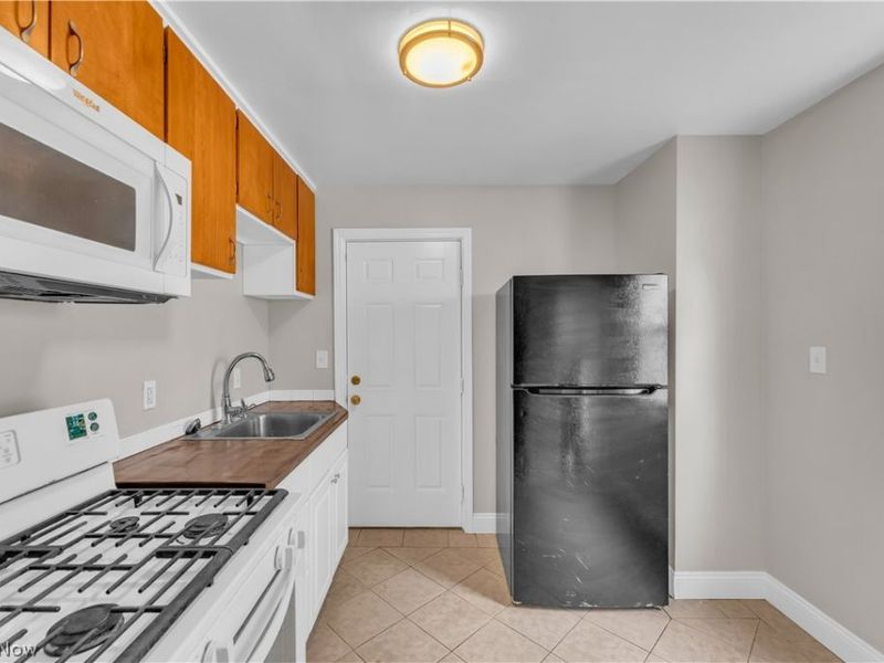 3407 W 91st Street , Cleveland, OH 44102 Photo 14