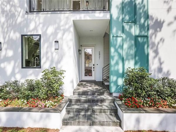2431 STATE Street , New Orleans, LA 70118