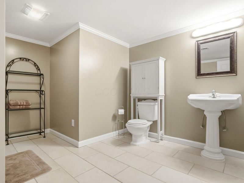 4787 Refugee Road NW, Baltimore, OH 43105 Photo 77