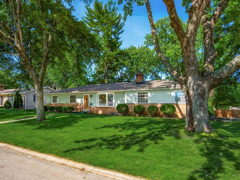 121 Sierra Drive, Columbus, OH 43230 Photo 3