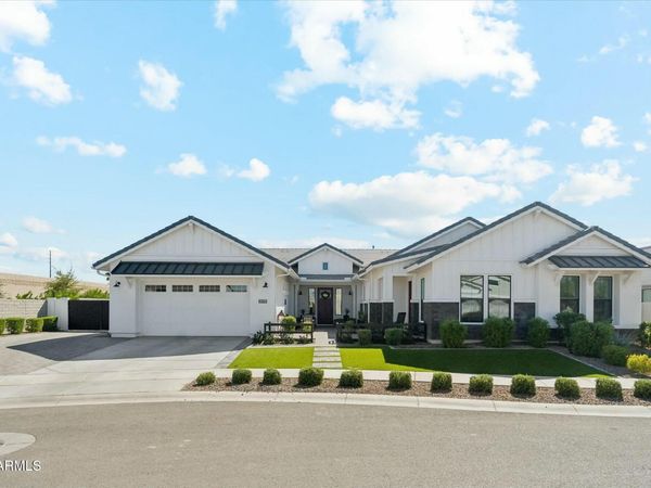20717 E Pummelos Road, Queen Creek, AZ 85142