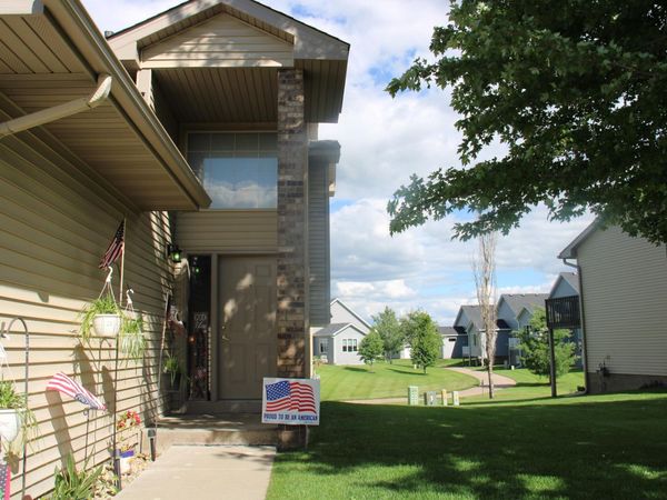 9180 Orchard Circle, Monticello, MN 55362
