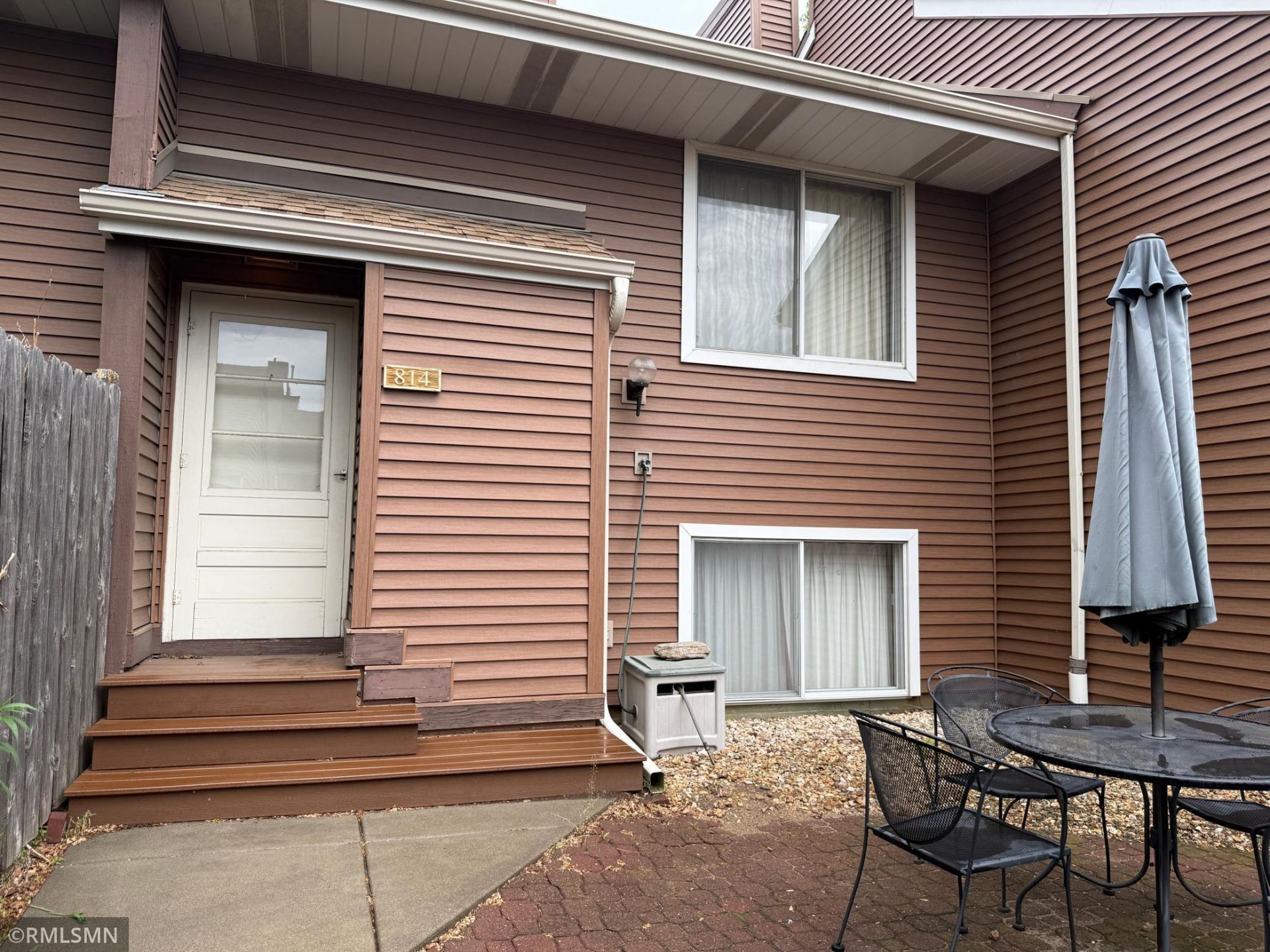 814 Seal Street, Saint Paul, MN 55114