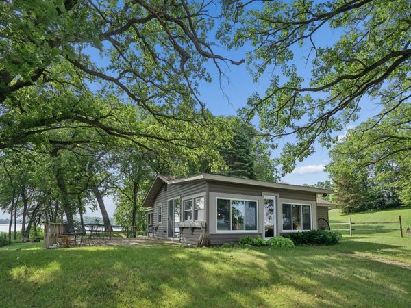 7614 County Road 30 SW, Howard Lake, MN 55349