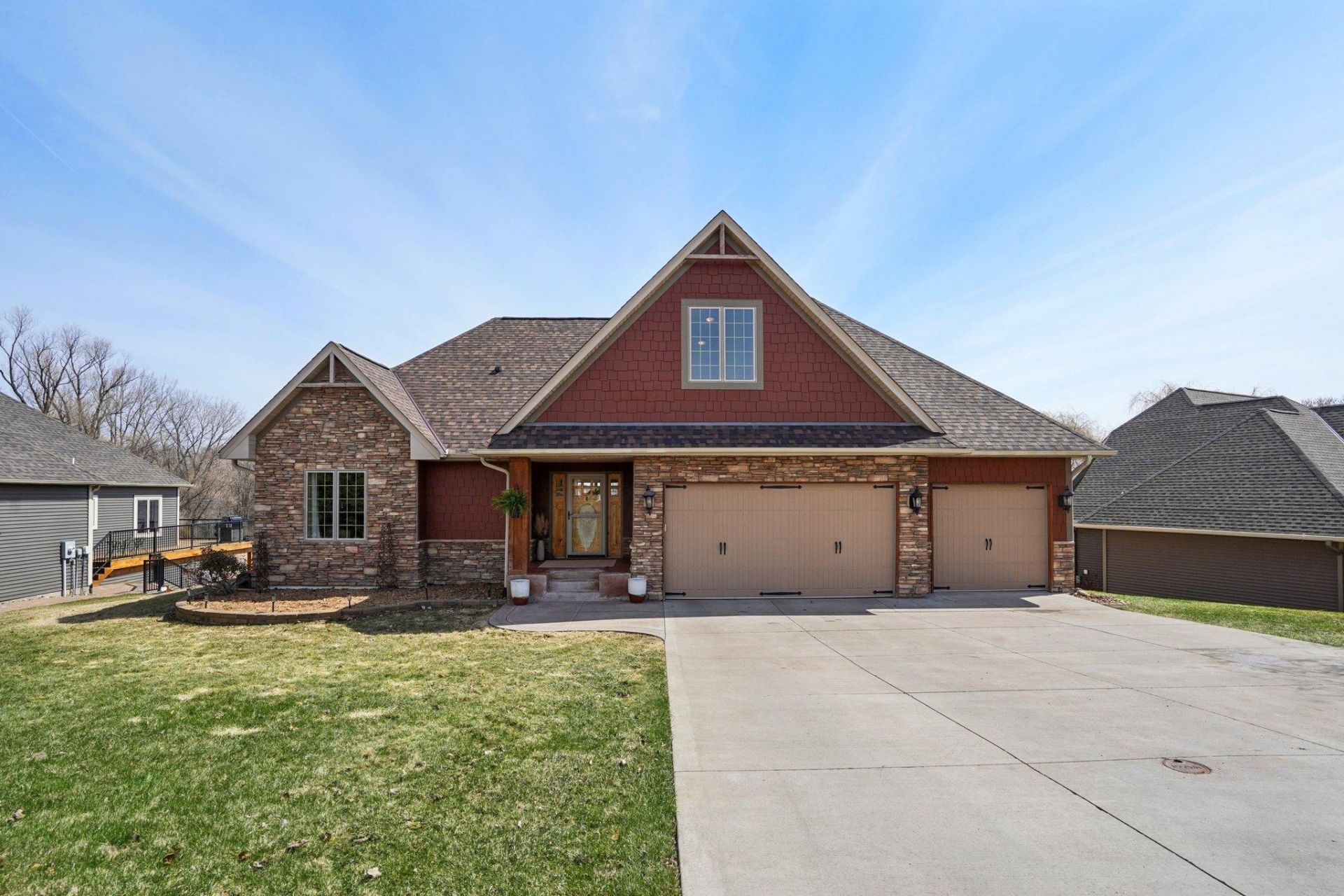 29411 Morningside Court , Lindstrom, MN 55045