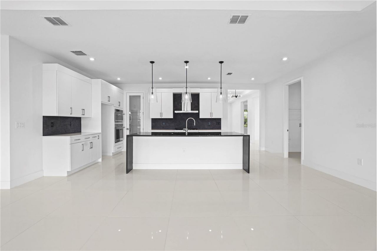 442 Turin Way , Lady Lake, FL 32159 Photo