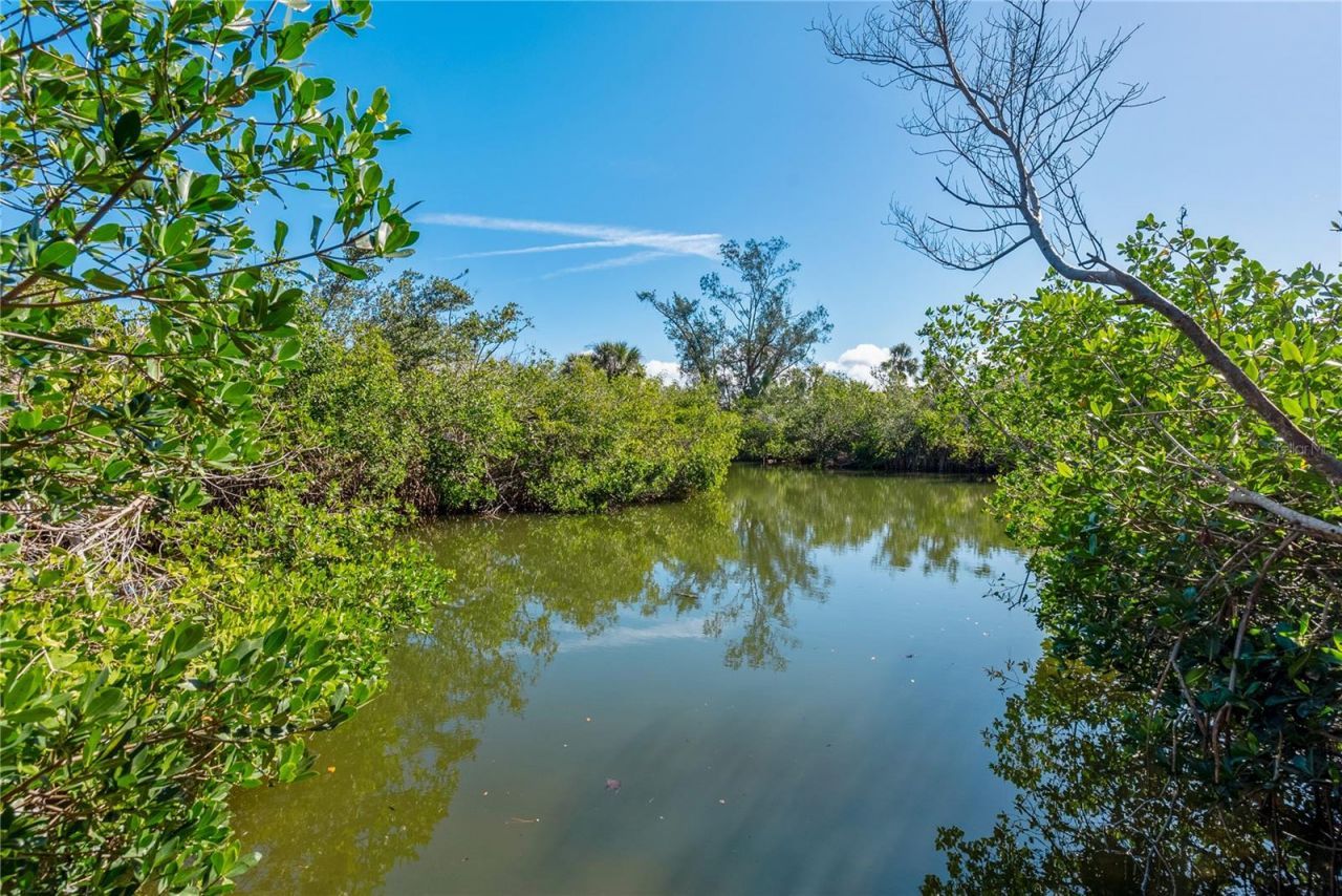 7219 Pine Needle Road, Sarasota, FL 34242 Photo